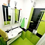 Apartman Sea Garden 1br - 5 Minutes To